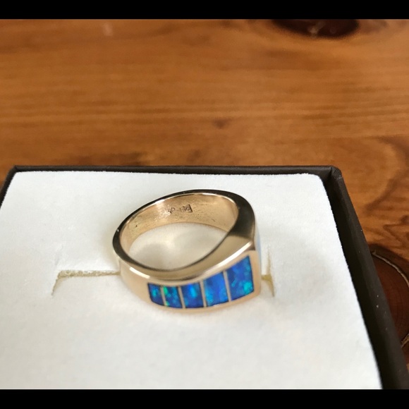 SOLD‼️ Gorgeous unusual genuine opal 14KYG ring EUC sz. 5 - Picture 6 of 8